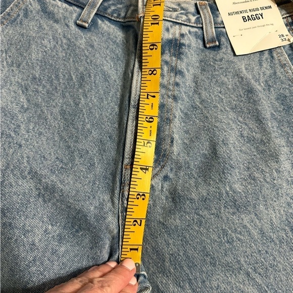 Abercrombie & Fitch Women’s Rigid Denim Baggy Jeans, Size 28 (v) - Picture 10 of 11